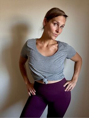 Victoria’s Secret PINK Open Back Tee Medium Gray Athleisure